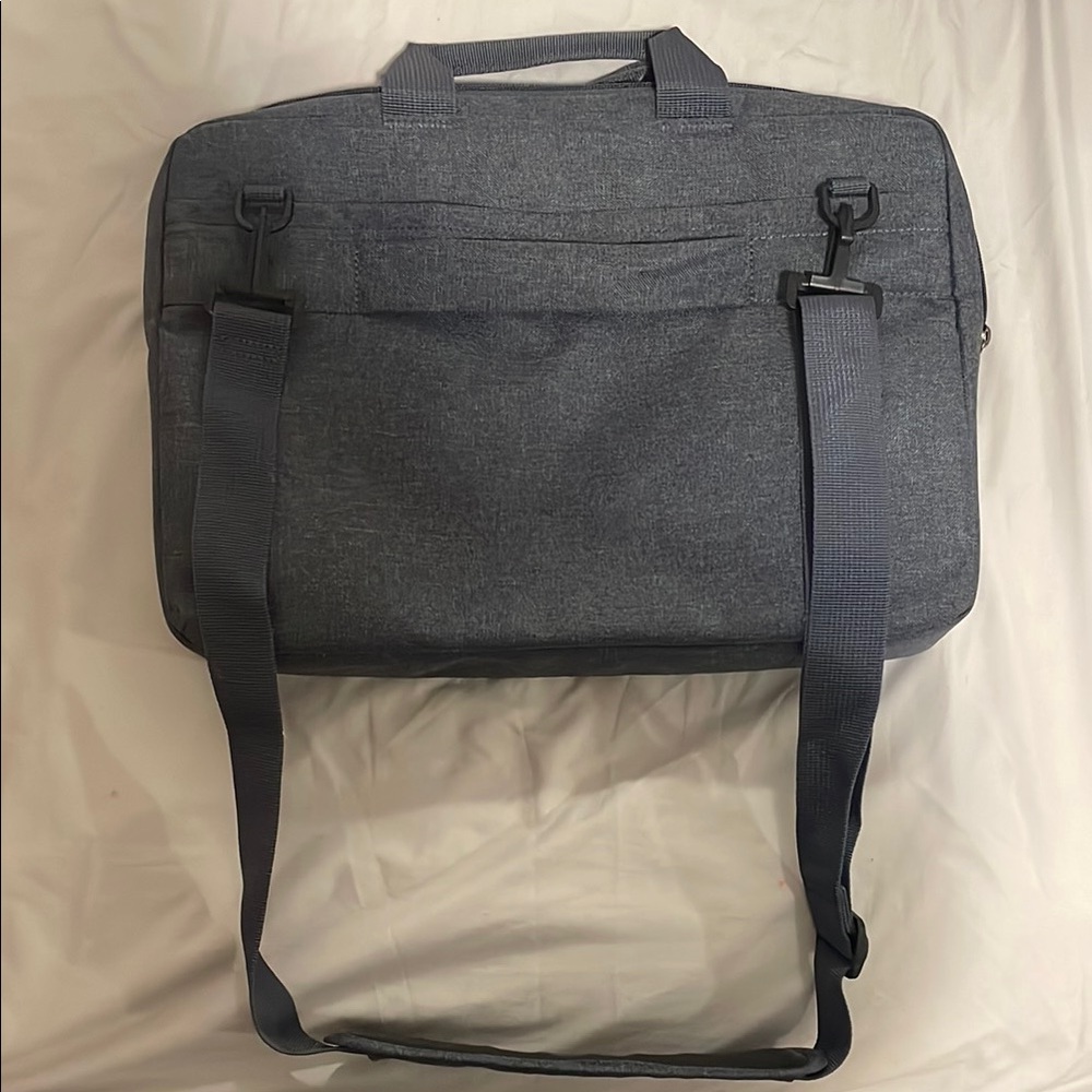 Tucano 15’ Laptop Bag with Sling